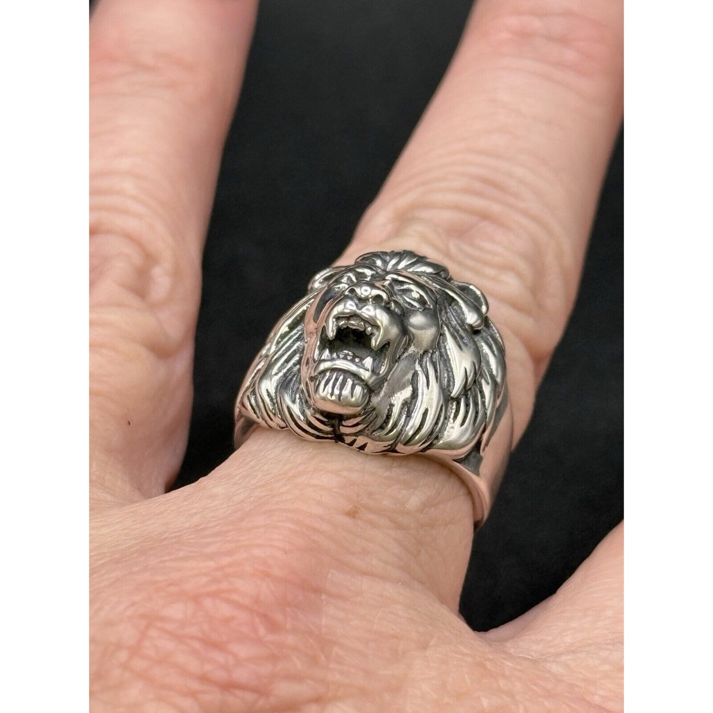 New Condition Sterling Silver Lion Head Ring Size 8.00 925
