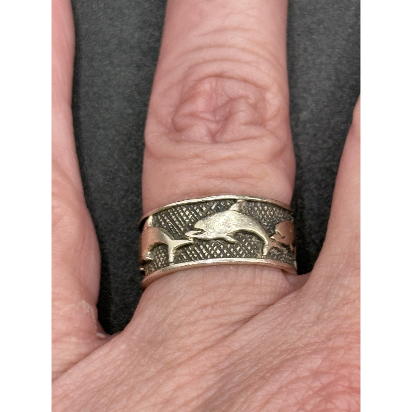Vintage Sterling Silver Dolphin Band Ring Size 7.50 Q16
