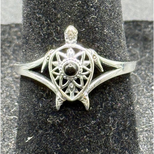 New Condition Sterling Silver Onyx Turtle Ring Size 7.00