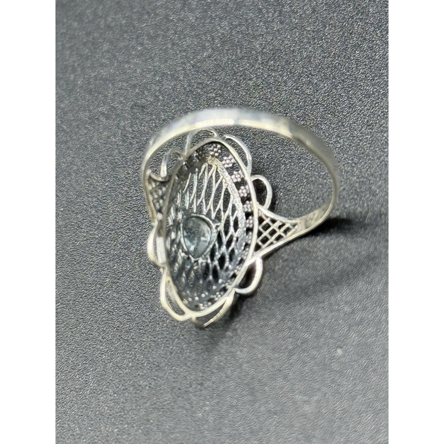 EUC Sterling Silver Genuine Blue Topaz Filigree Ring Size 7.00 925 Q21