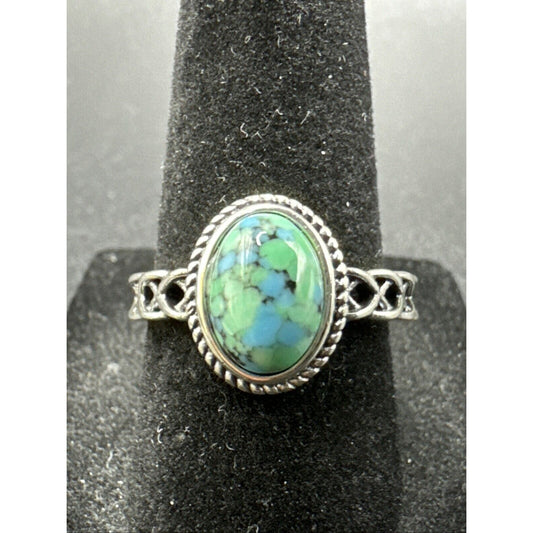 New Condition Sterling Silver Cabachon Turquoise Ring 925 Size 7