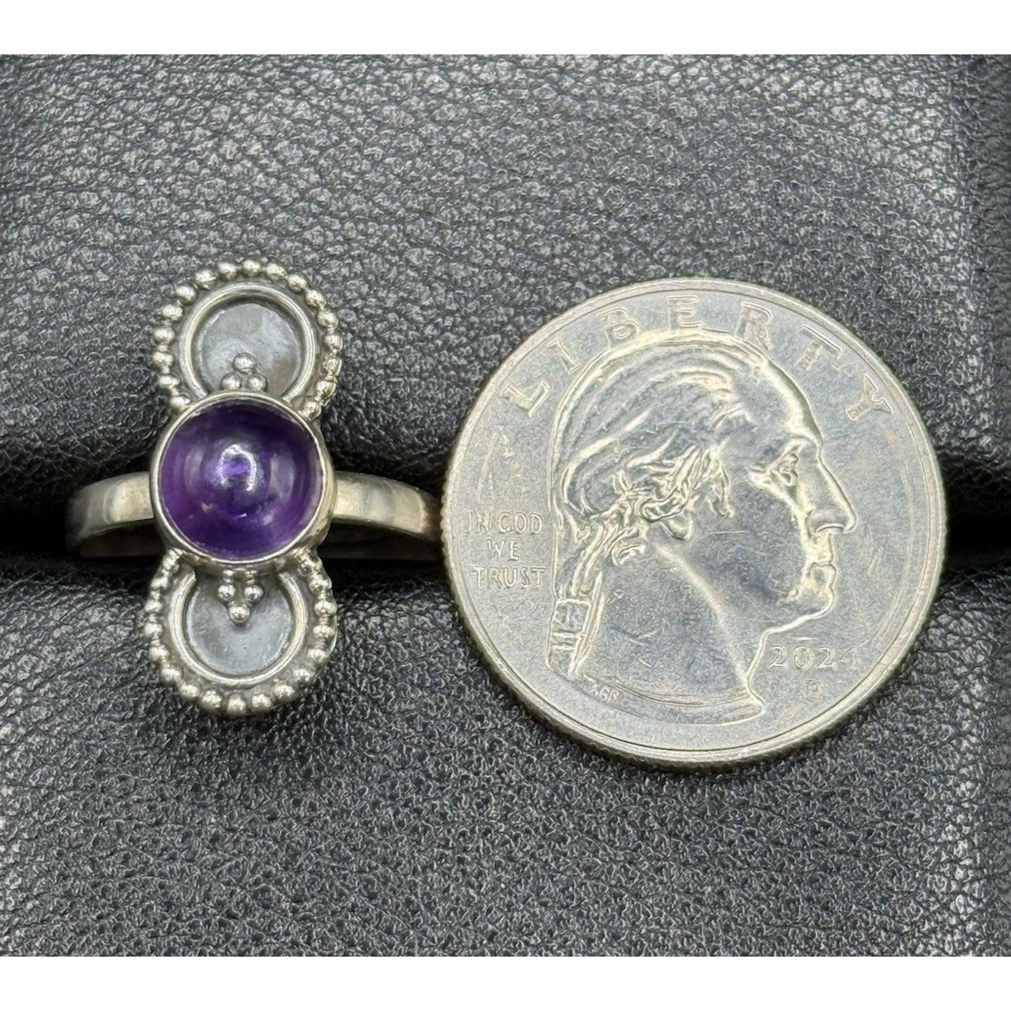 New Condition Sterling Silver Genuine Cab Amethyst Ring Size 7.00