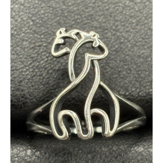 New Condition Sterling Silver Hugging Giraffes Ring Size 7