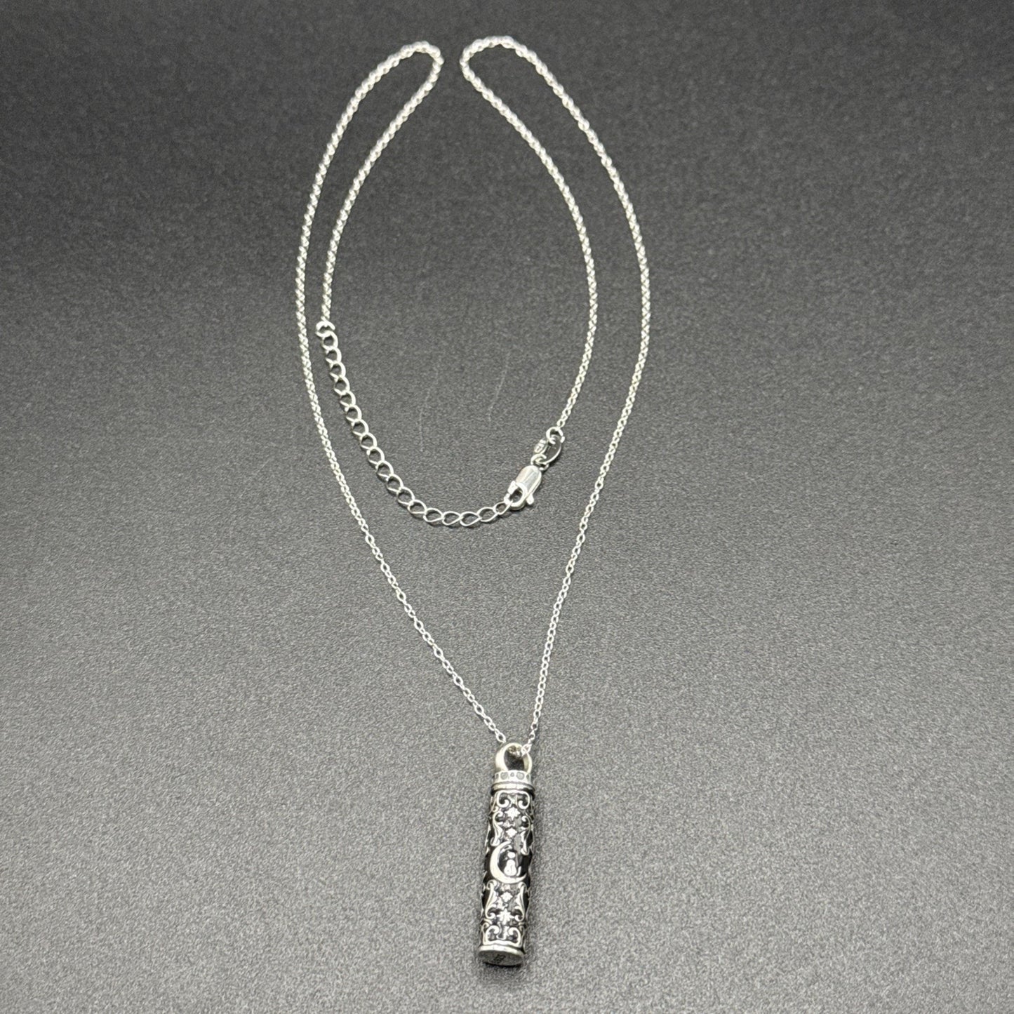 New Condition 20” Sterling Silver Feline Memorial Cat Urn Pendant Necklace 925