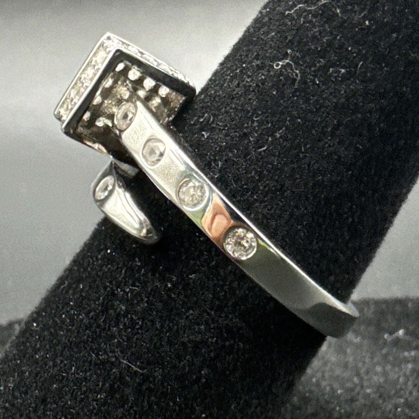New Condition Sterling Silver Pavé Nail Ring 925 Size 7.00