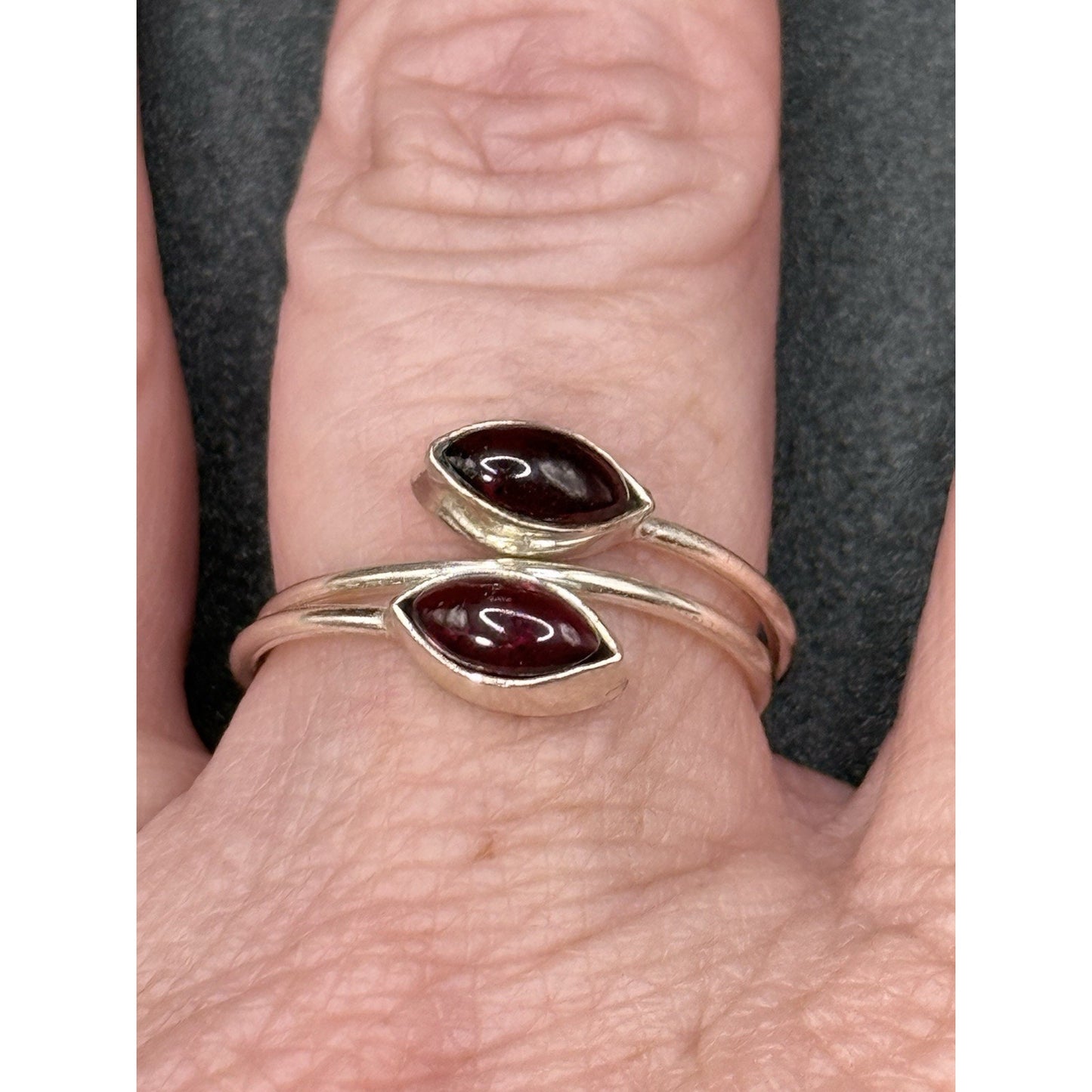 EUC Sterling Silver Double Rhodolite Garnet Ring Size 9.00 Q24