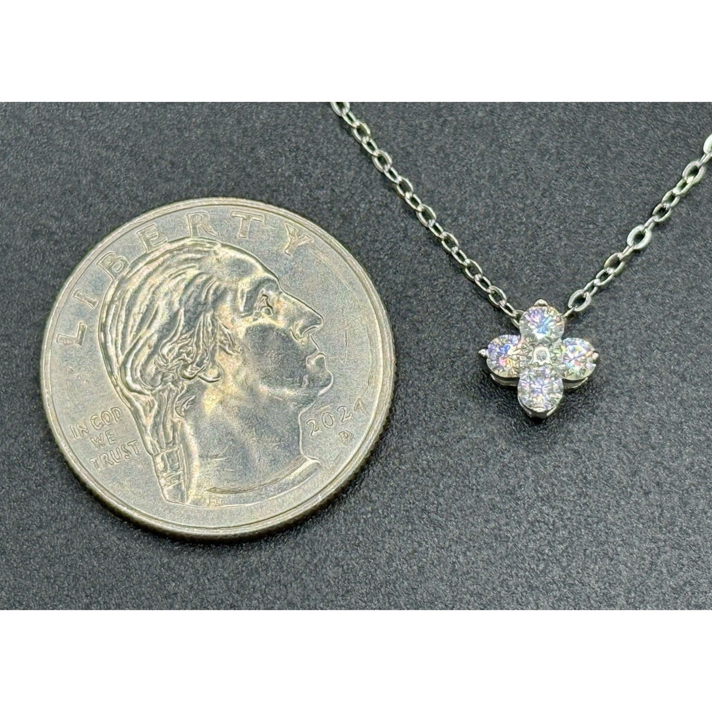 New Condition 18” Sterling Silver Moissanite Clover Pendant Necklace GRA