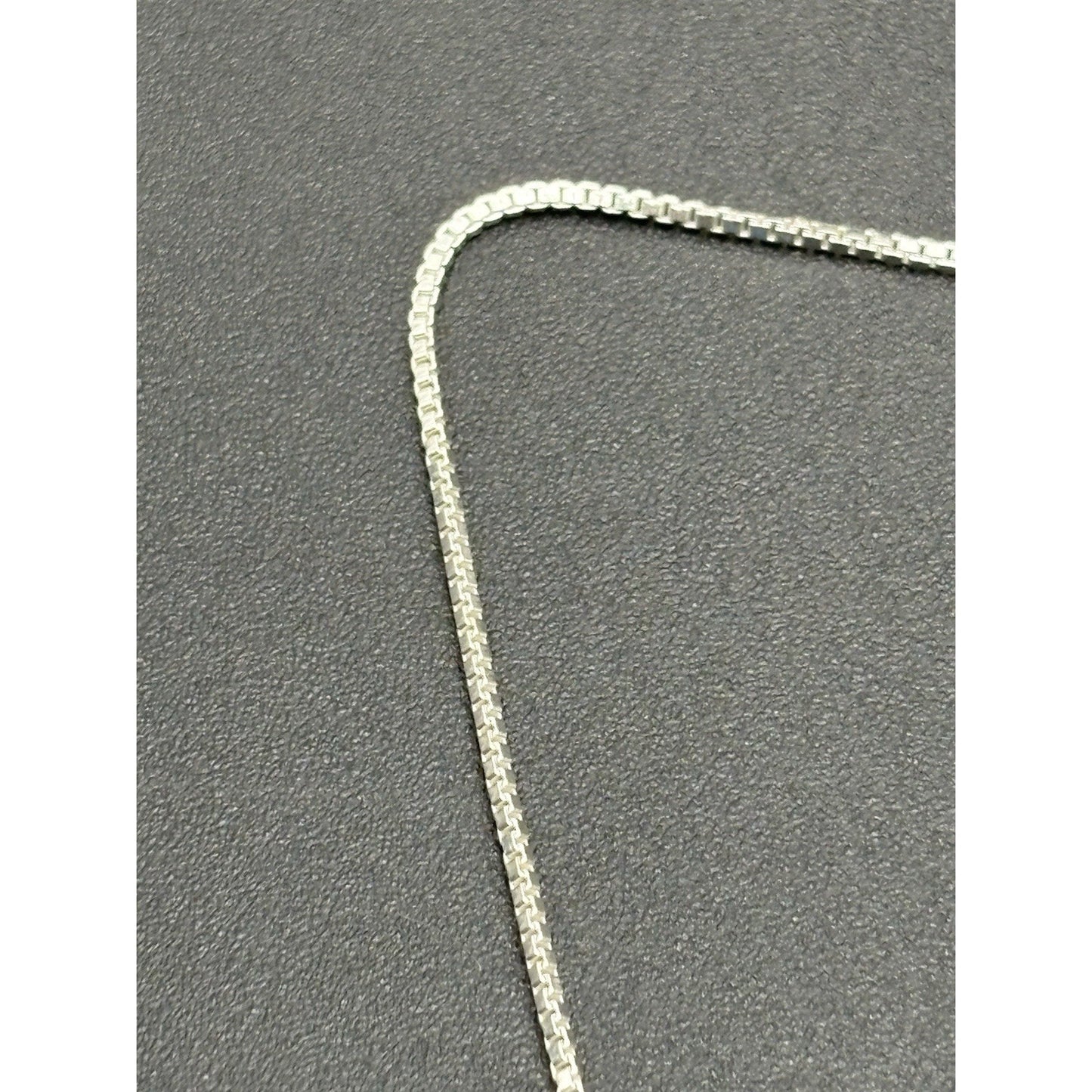 New Condition 20" Sterling Silver Anchor & Skull Pendant Necklace