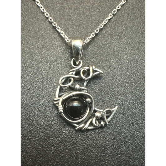 18” New Condition Sterling Silver Onyx Crescent Moon Pendant Necklace