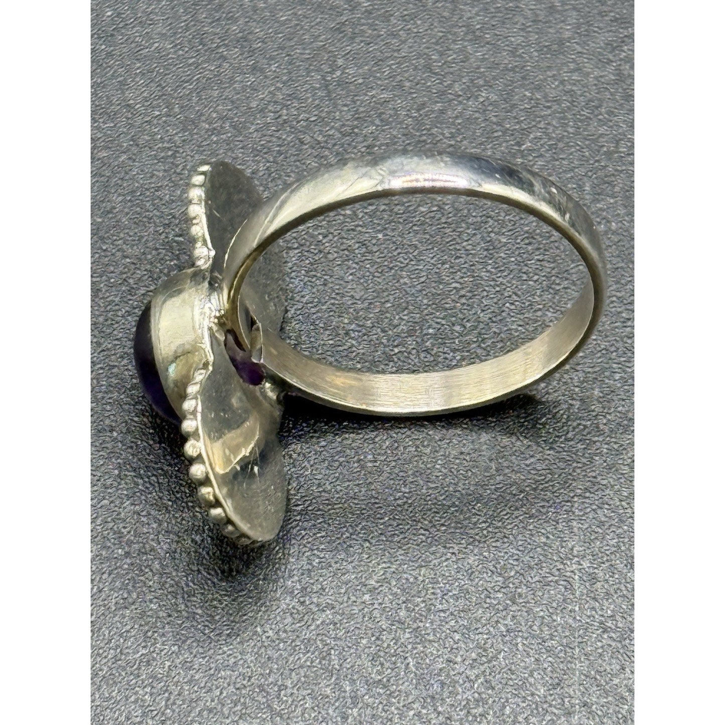 New Condition Sterling Silver Genuine Cab Amethyst Ring Size 7.00