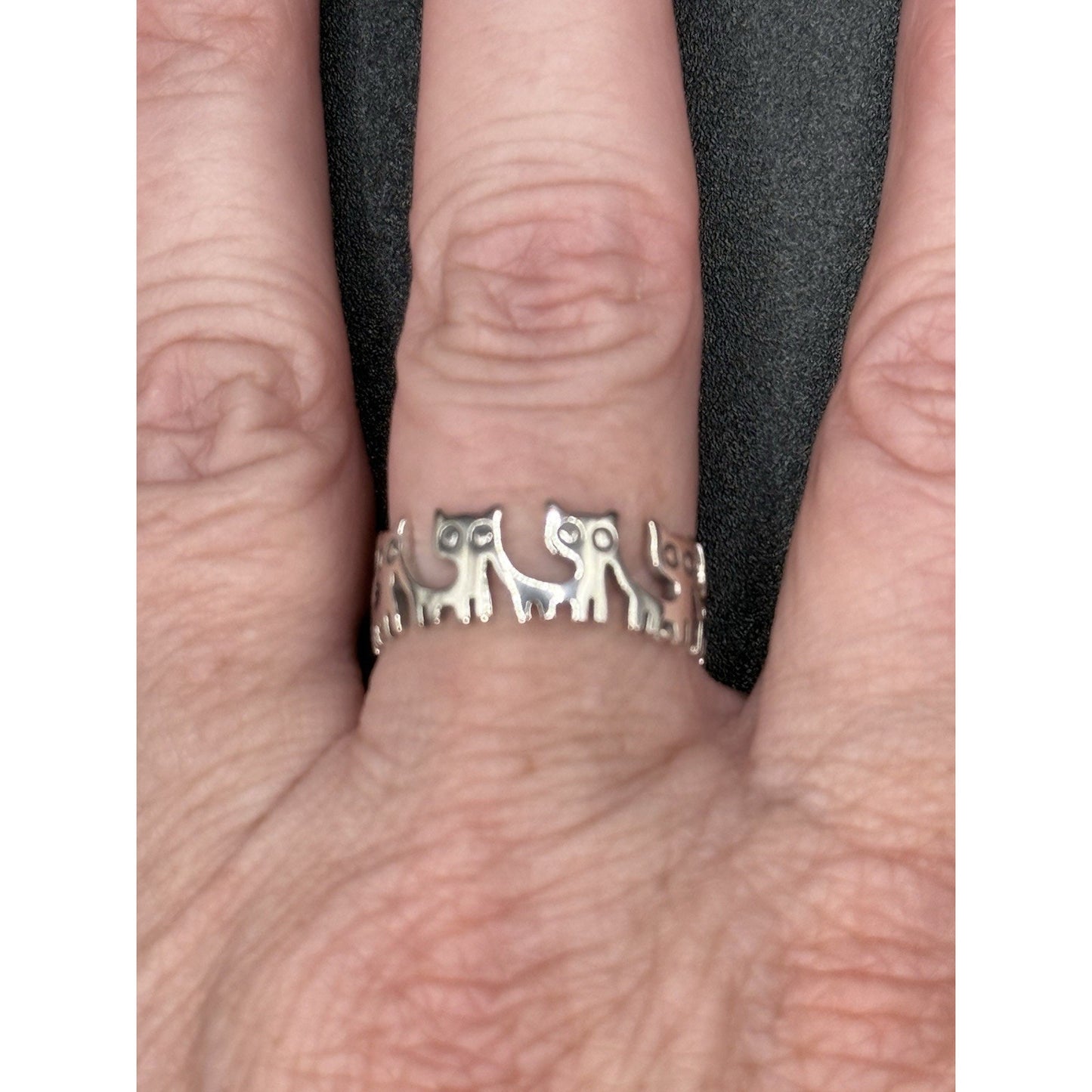New Condition Sterling Silver Cats Band Ring Size 9.50