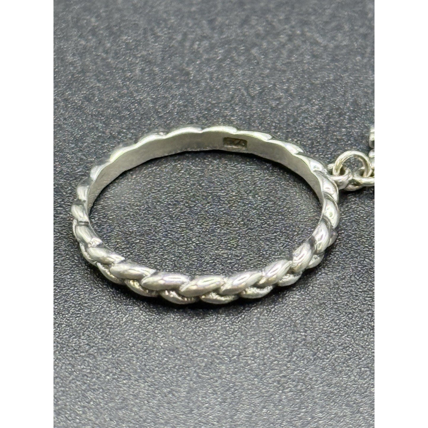 New Condition Sterling Silver Cable Cross Dangle Ring Size 7.00