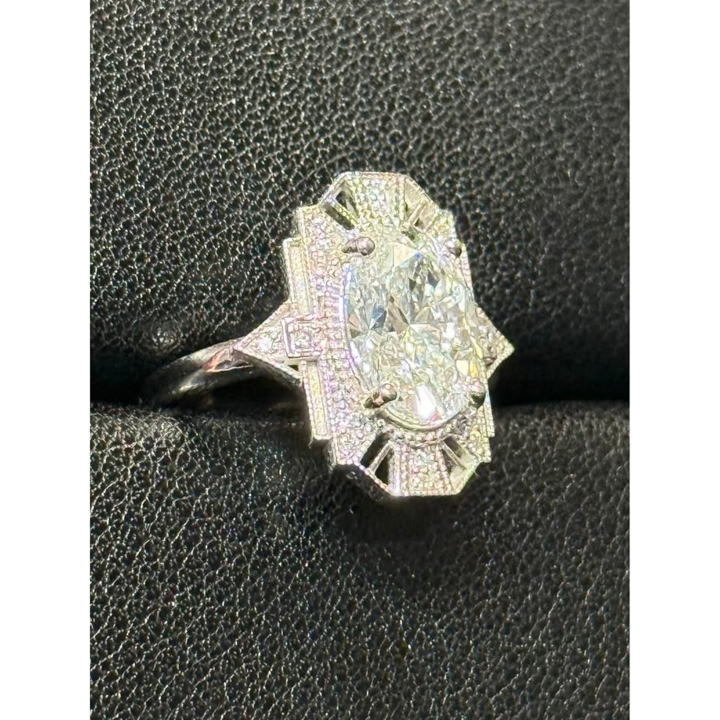 Brand New 14k White Gold 3.08 Carat Oval Brilliant Lab Grown Diamond F Color VS1 Clarity IGI