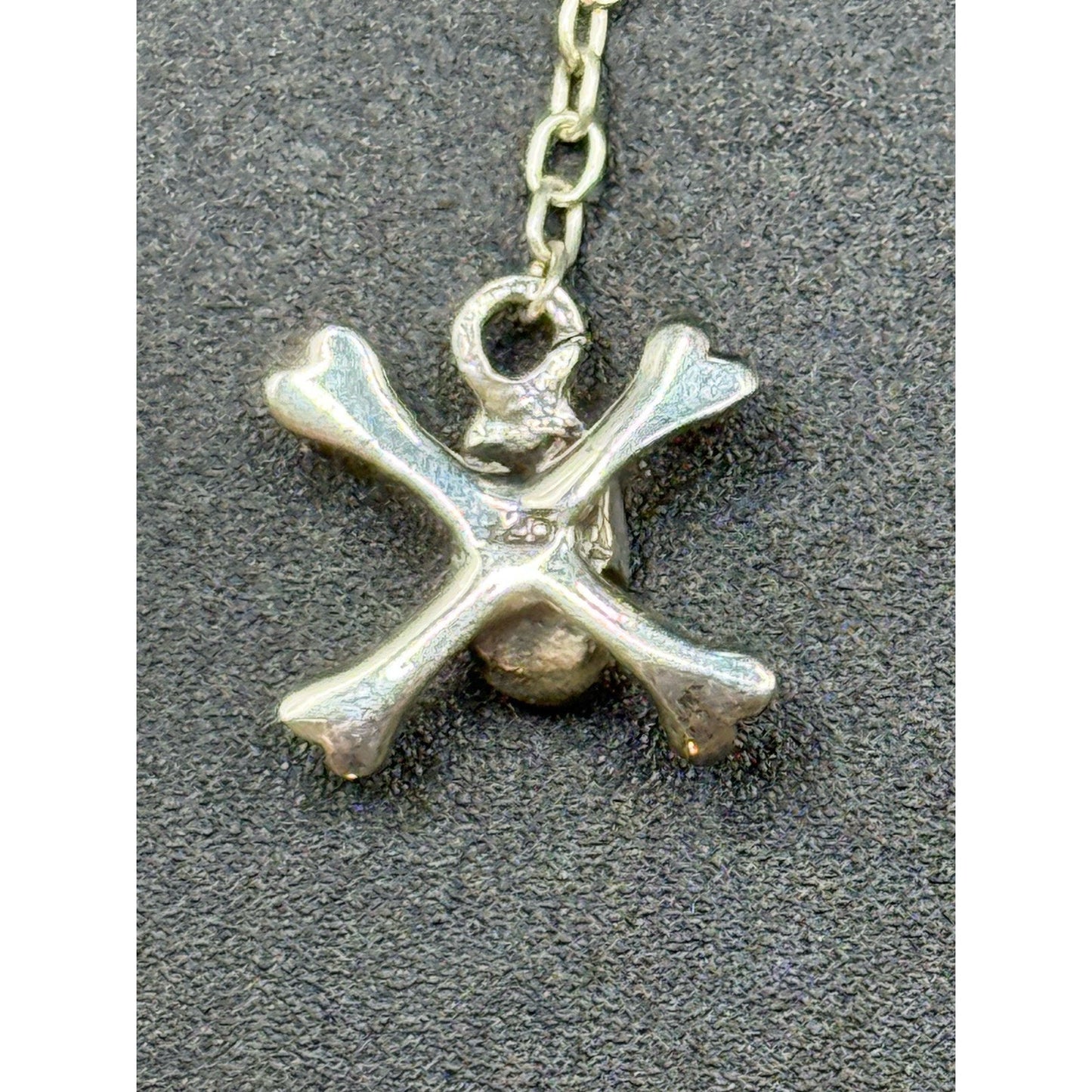 New Condition Sterling Silver Dangle Skull Jolly Roger Earrings 925