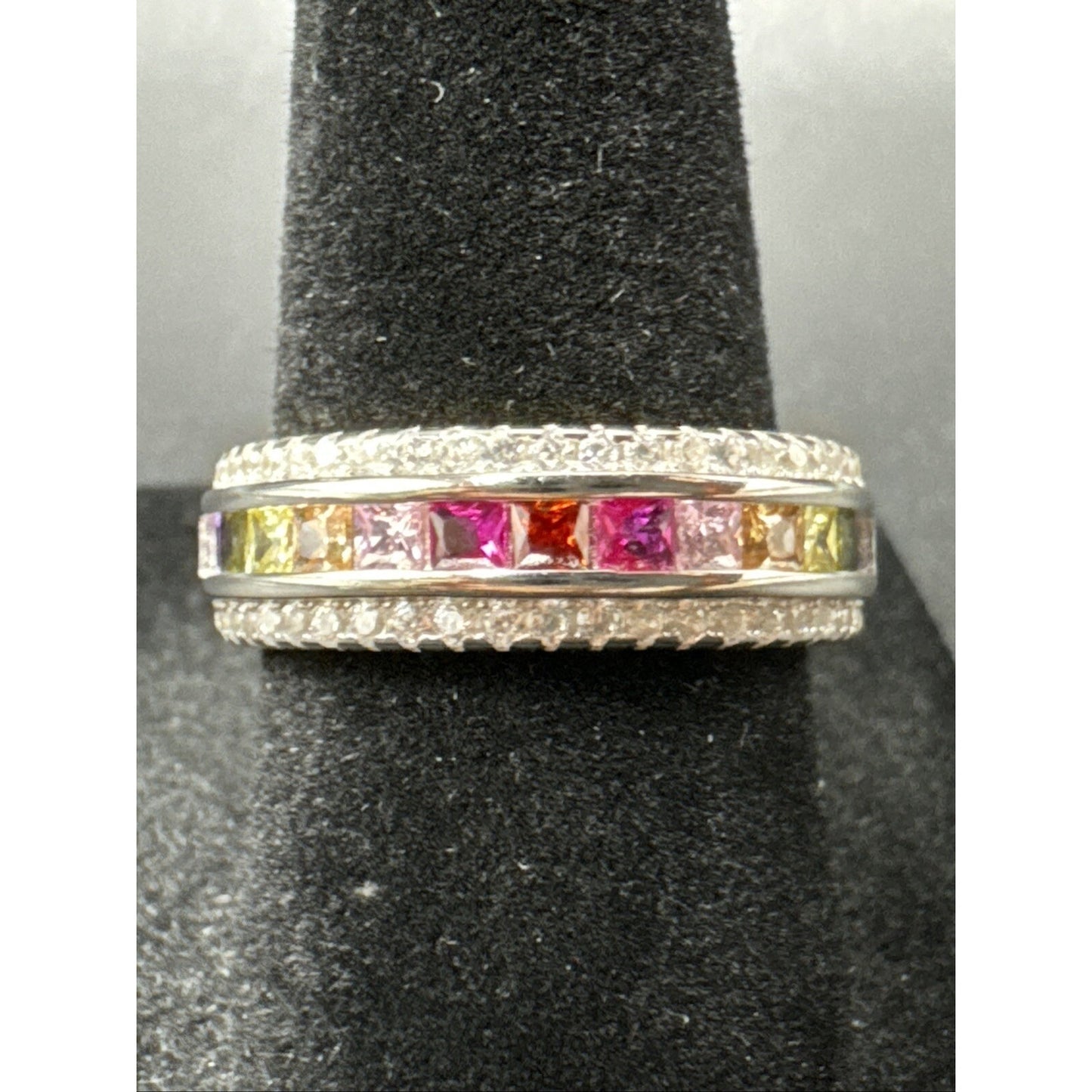New Condition Sterling Silver Multi Color CZ Row Band Ring 925 Size 7