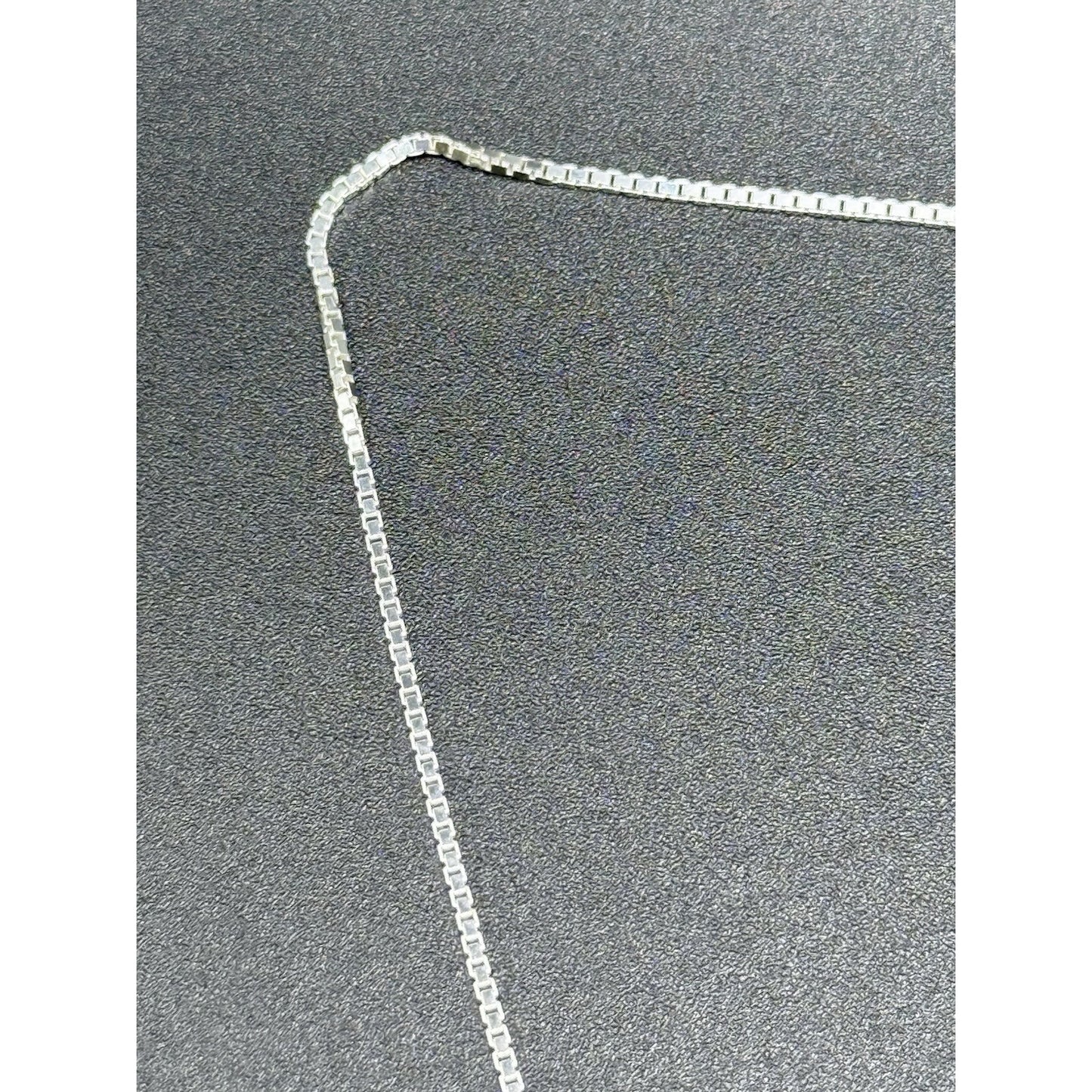20” New Condition Sterling Silver Horse Pendant Necklace Box Chain P7