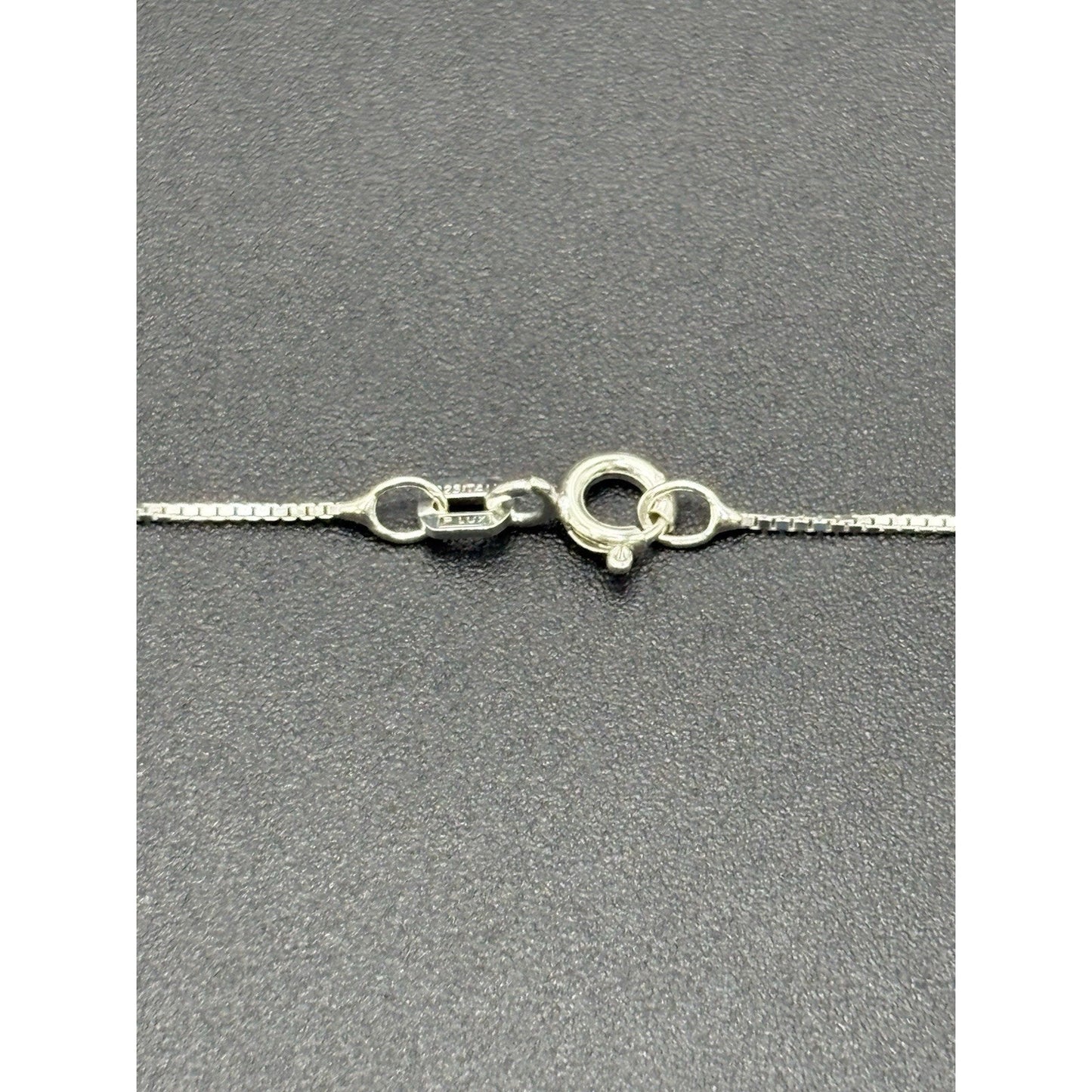 18" New Condition Sterling Silver Paw Print Moon Pendant Necklace 925