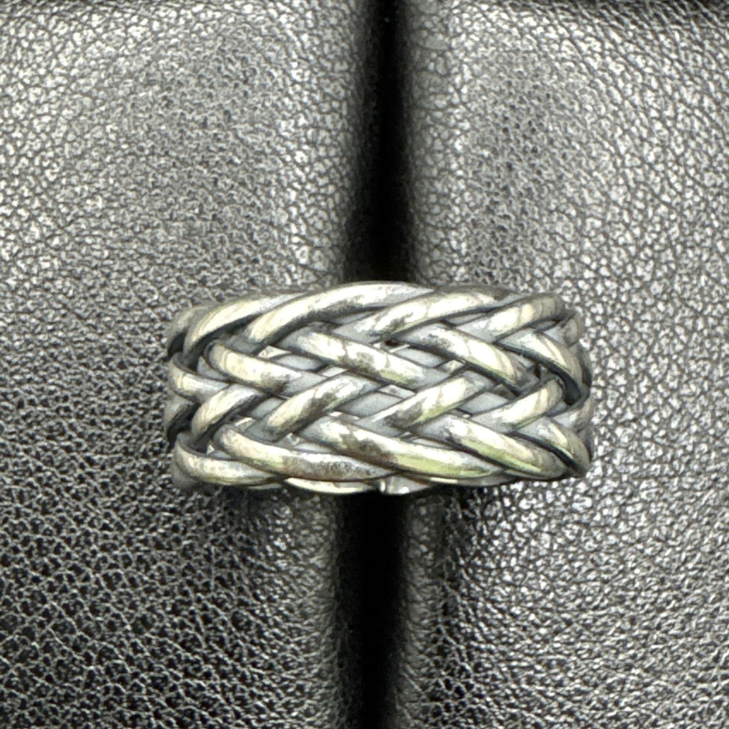 New Condition 8mm Braided Band Ring 925 Size 7