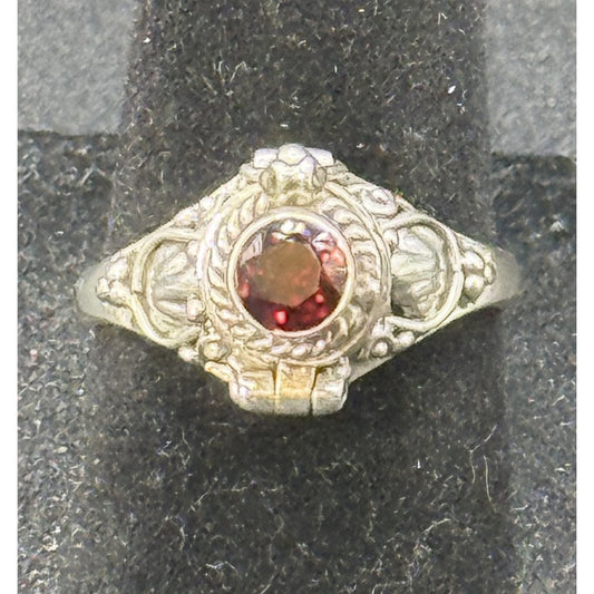 New Condition Sterling Silver Garnet Poison Ring Size 7.00