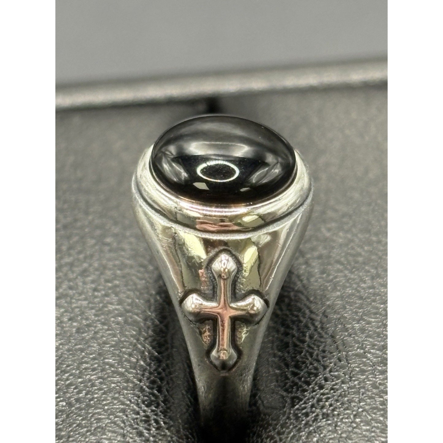 New Condition Sterling Silver Onyx Cross Ring Size 7 Free Shipping