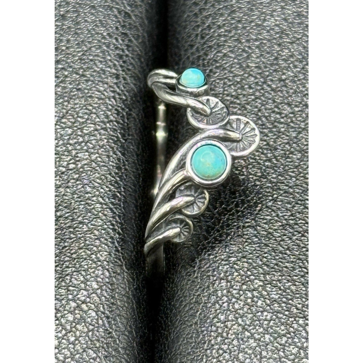 New Condition Sterling Silver Mushrooms Genuine Turquoise Ring Size 7.00 925