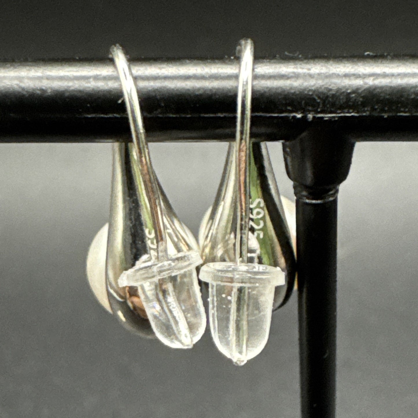 New Condition Sterling Silver Freshwater Pearl Drop Earrings 925