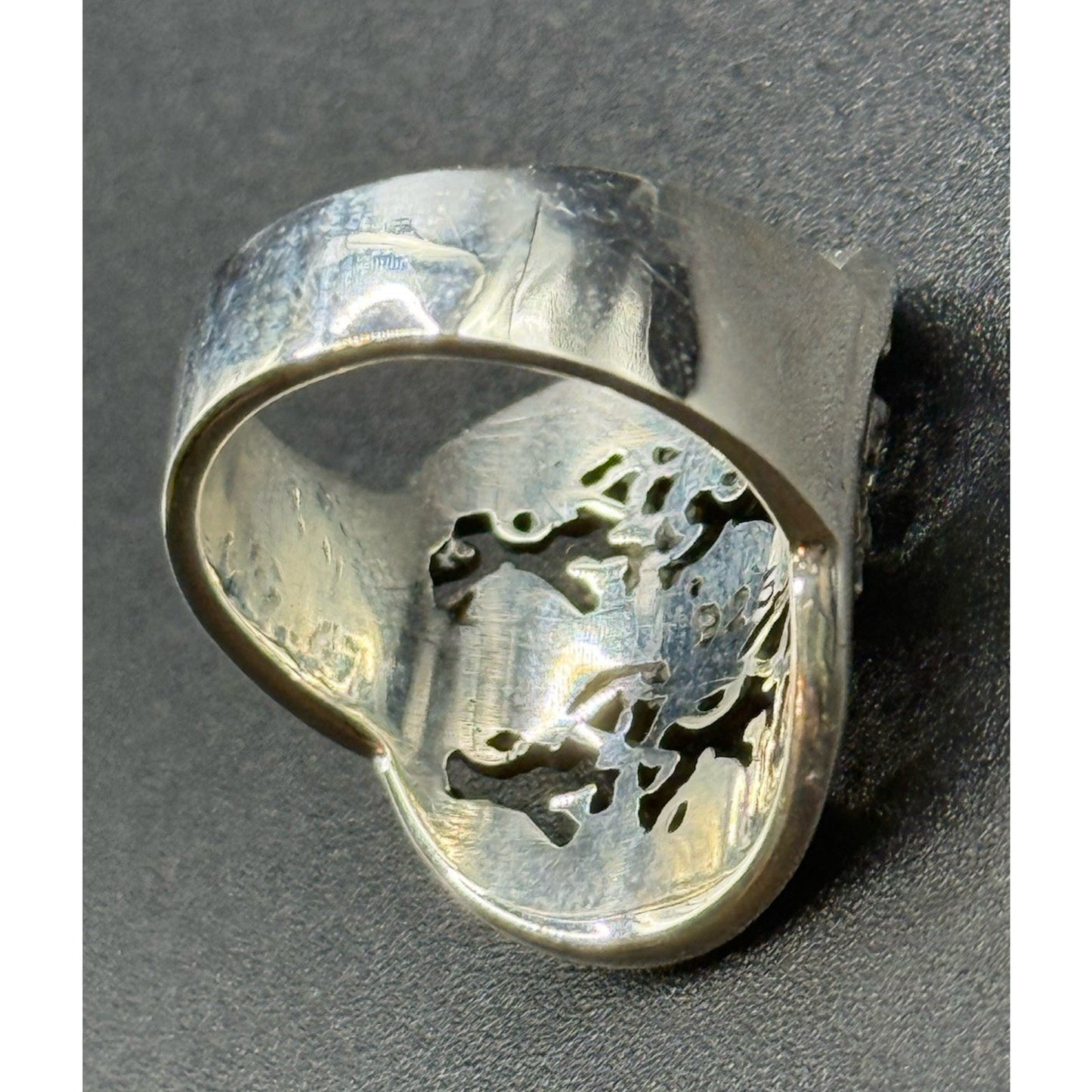 New Condition Sterling Silver Horses Galloping Signet Ring Size 6.50