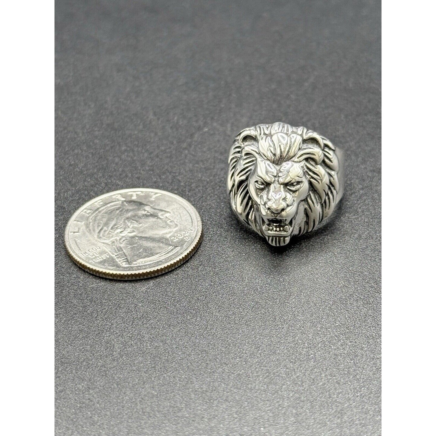 New Condition Sterling Silver Lion Head Ring Size 8.00 925