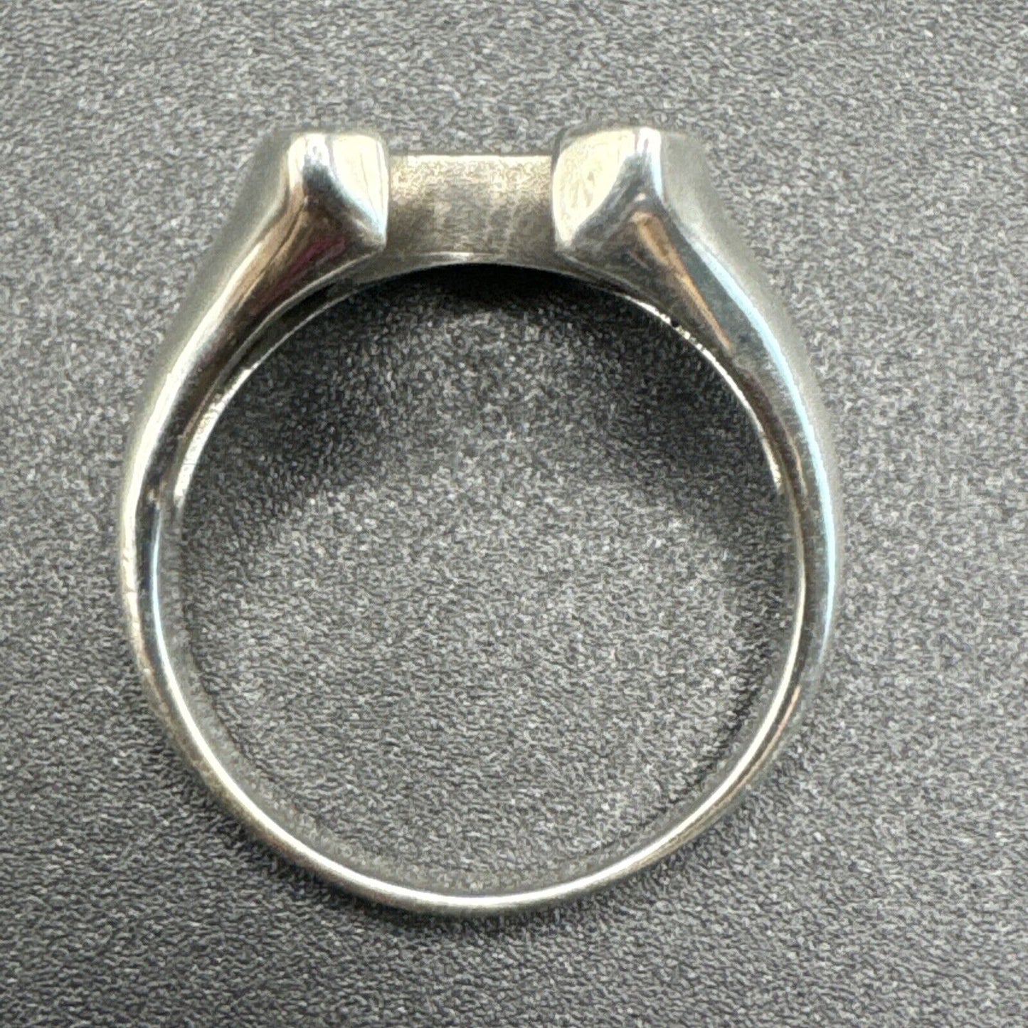 New Condition Sterling Silver Lapis Horse Shoe Good Luck Ring 925 Size 9.25