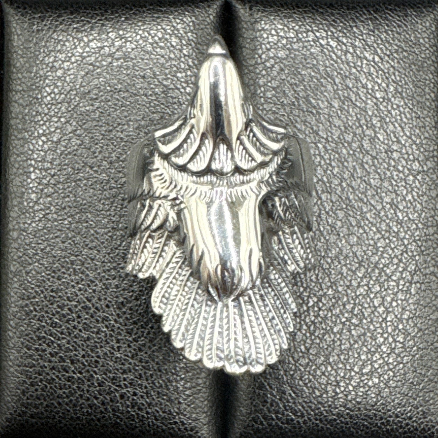 New Condition Sterling Silver Flying Eagle Ring 925 Size 7