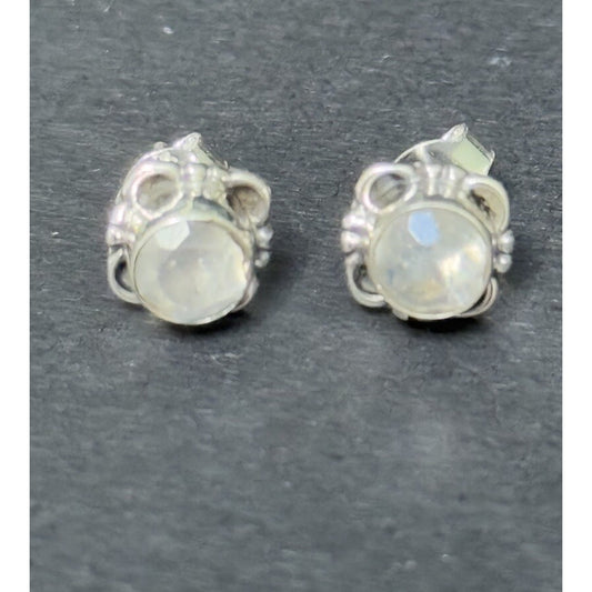 New Condition Sterling Silver Genuine Moonstone Stud Earrings 925 5MM